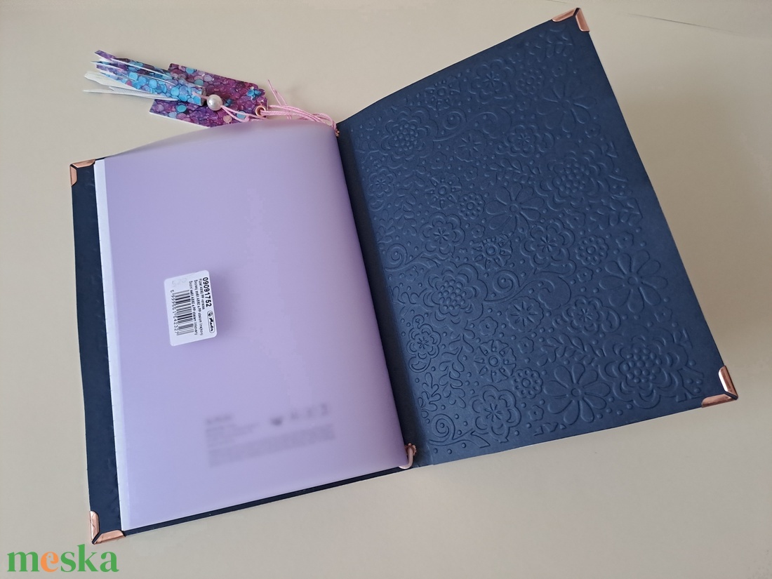 Dizájnos műbőr magenta és türkiz glitteres- mintával  Füzettartó - otthon & életmód - papír, írószer - jegyzetfüzet & napló - Meska.hu