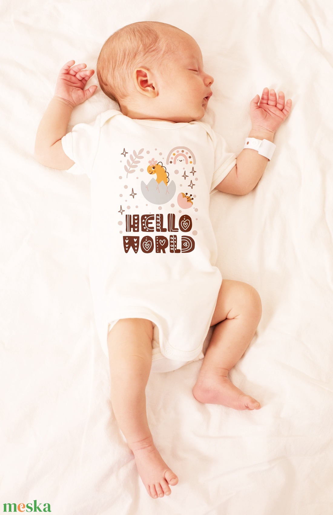 Hello World feliratos újszülött baba body, dinós baba body, kislánynak, baba köszöntő, megérkeztem baba body - ruha & divat - babaruha & gyerekruha - body - Meska.hu