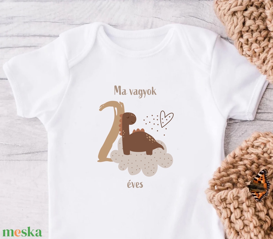 Születesnapi dinós baba body - ruha & divat - babaruha & gyerekruha - body - Meska.hu
