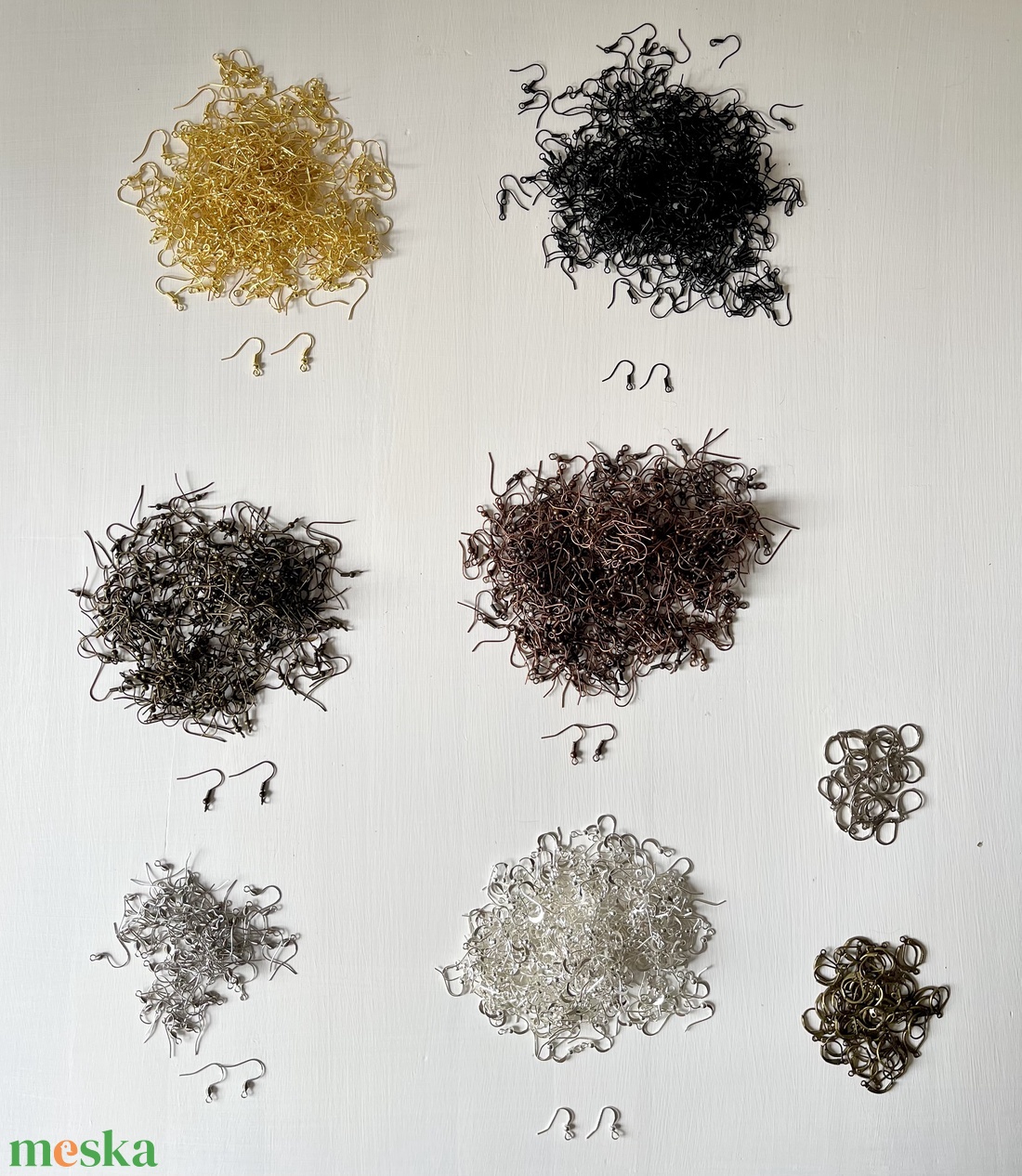 Kiárusítás! Fülbevaló alap több színben - kellékek & szerszámok - ékszerkellék - fülbevaló alap - Meska.hu