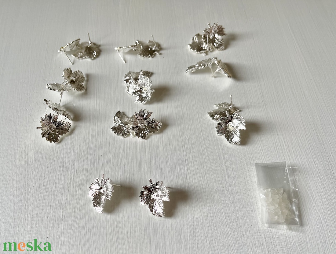 Kiárusítás! Fülbevaló alap szőlőleveles, ezüst - kellékek & szerszámok - ékszerkellék - fülbevaló alap - Meska.hu