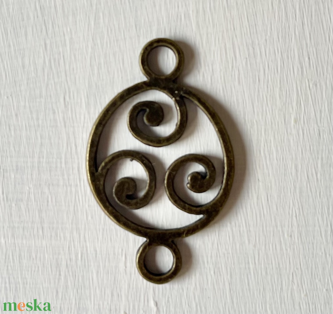 Kiárusítás, réz színű kör alakú, fém medál  - kellékek & szerszámok - ékszerkellék - charmok - Meska.hu