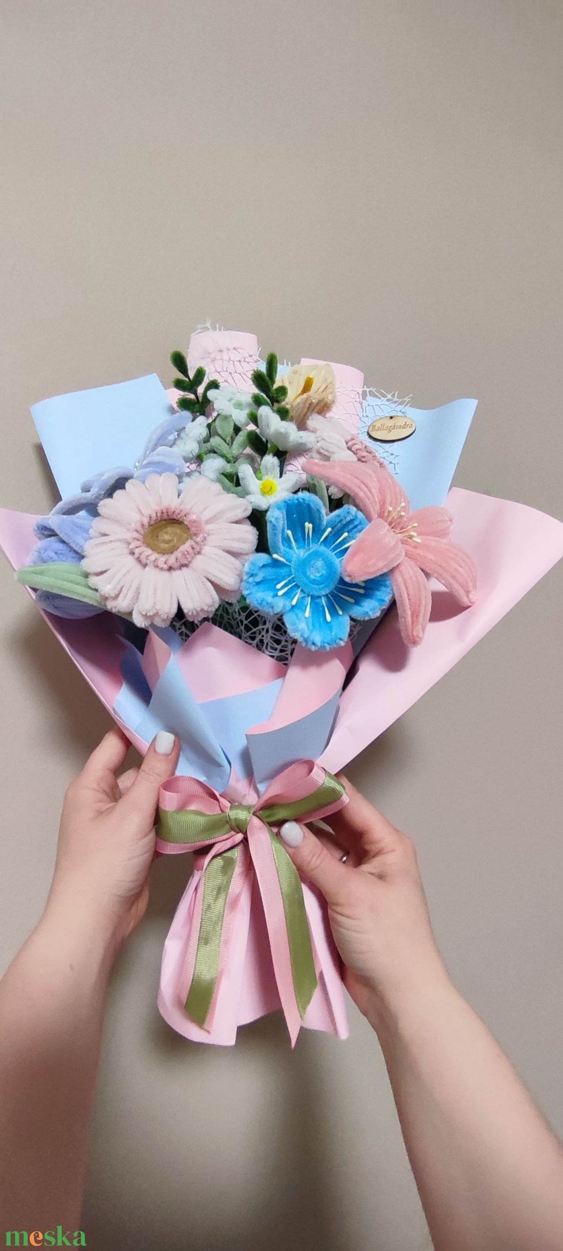 Nagy ballagási csokor - otthon & életmód - virágdekoráció - virágok - virágcsokor - Meska.hu