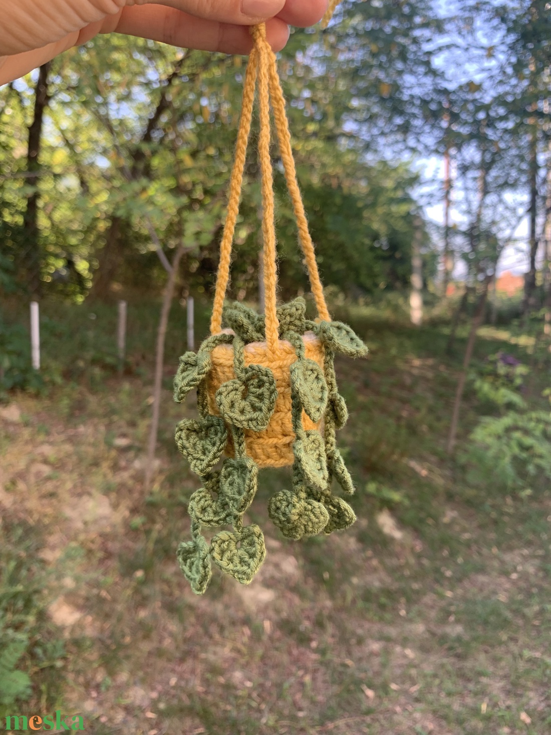 Horgolt felakasztható cserepes növény - otthon & életmód - dekoráció - fali és függő dekoráció - függődísz - Meska.hu