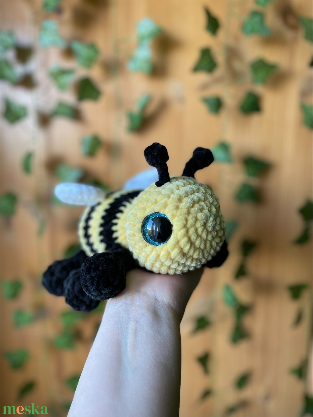 Horgolt plüss méhecske - játék & sport - plüssállat & játékfigura - más figura - Meska.hu