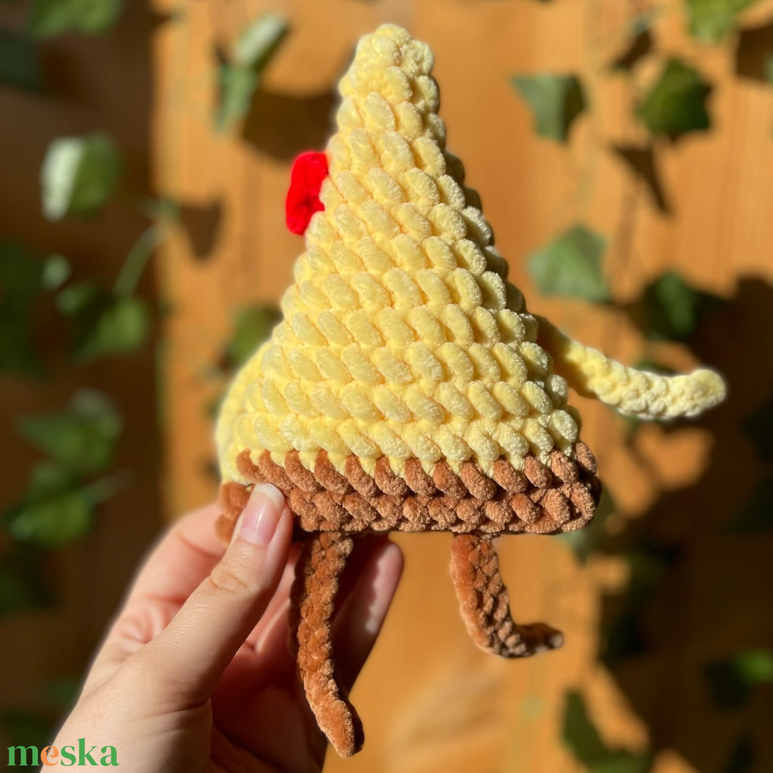 Horgolt plüss pizza szelet - játék & sport - plüssállat & játékfigura - más figura - Meska.hu