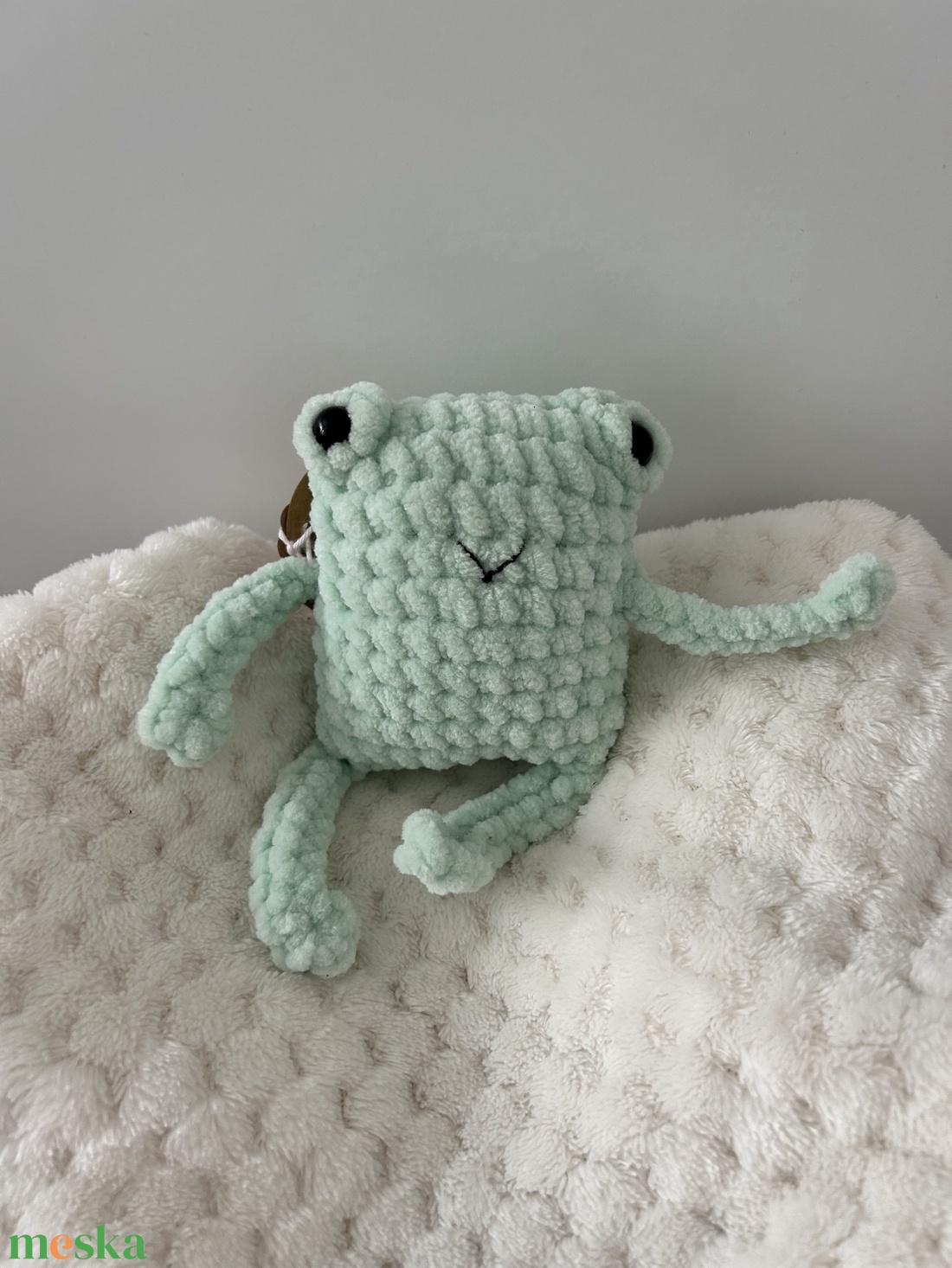 Horgolt béka - játék & sport - plüssállat & játékfigura - béka - Meska.hu