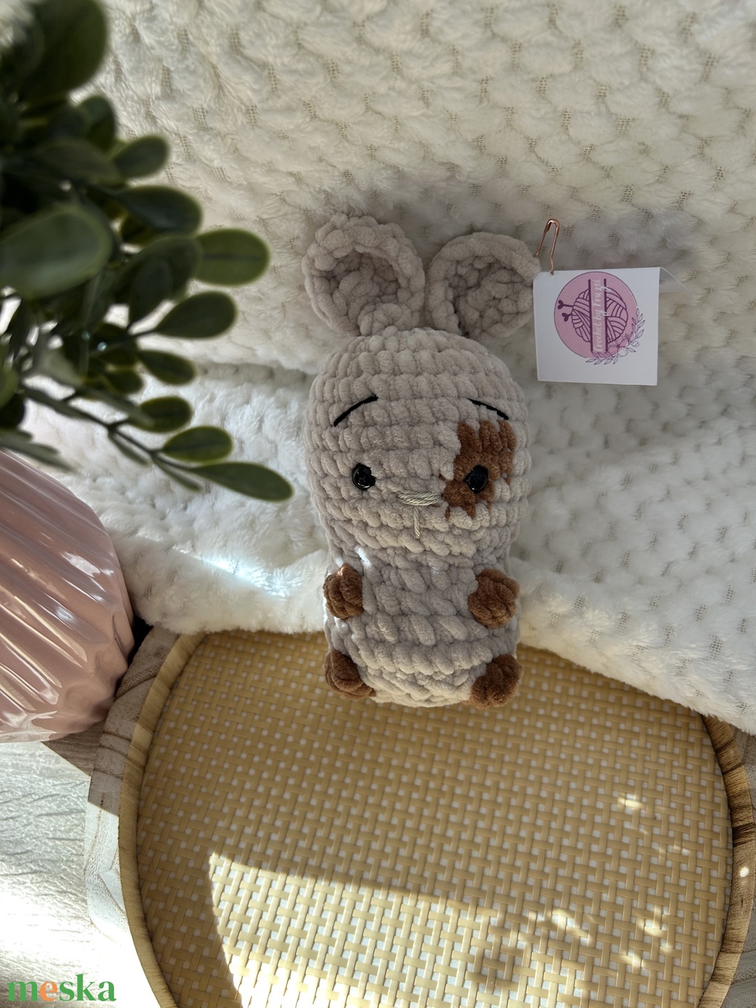 Horgolt kisnyuszi - játék & sport - plüssállat & játékfigura - nyuszi - Meska.hu
