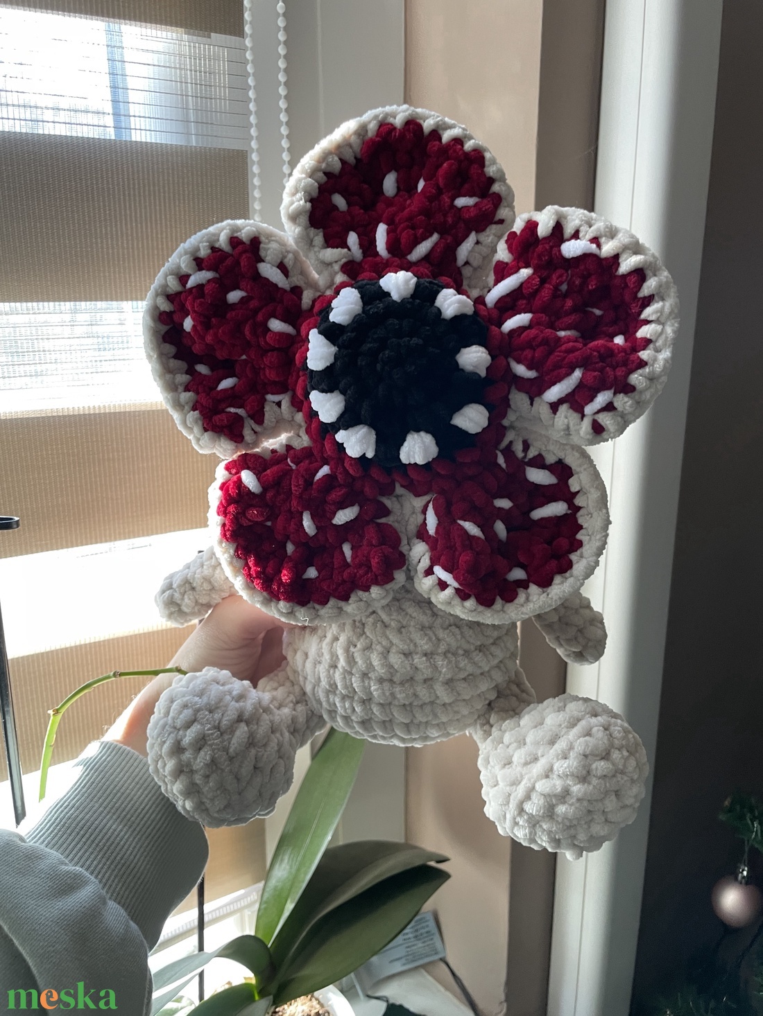 Horgolt plüss Demogorgon - játék & sport - plüssállat & játékfigura - más figura - Meska.hu