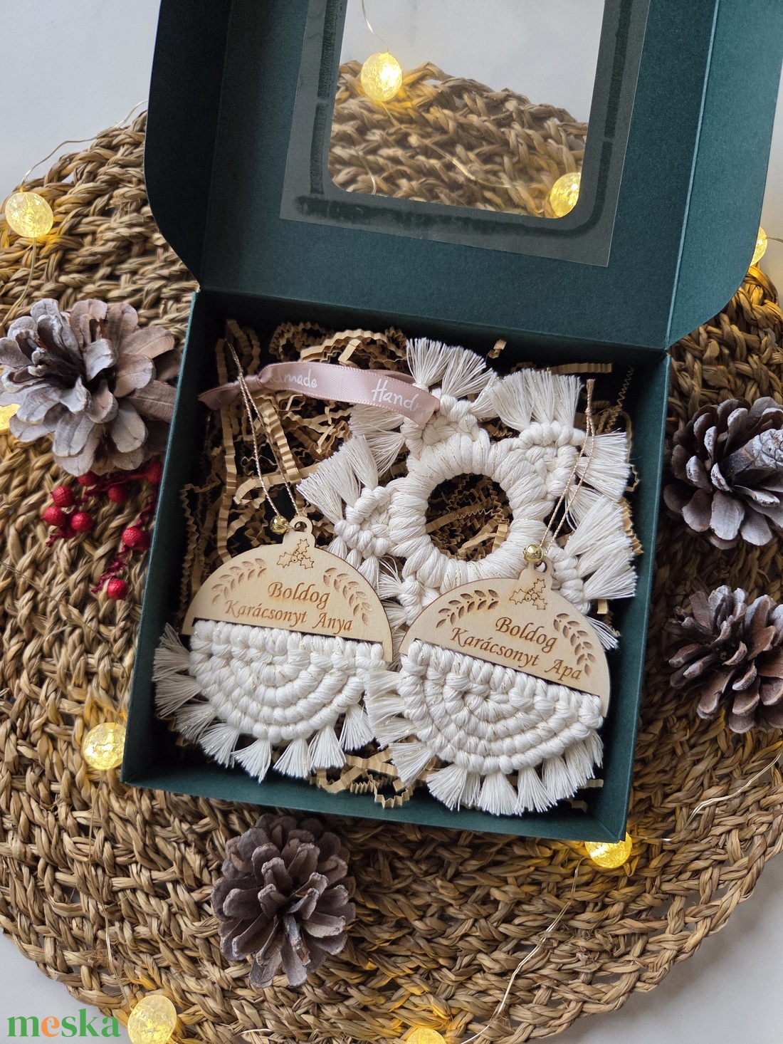 Karácsonyi makramé díszcsomag  - karácsony - karácsonyi lakásdekoráció - karácsonyfadíszek - Meska.hu