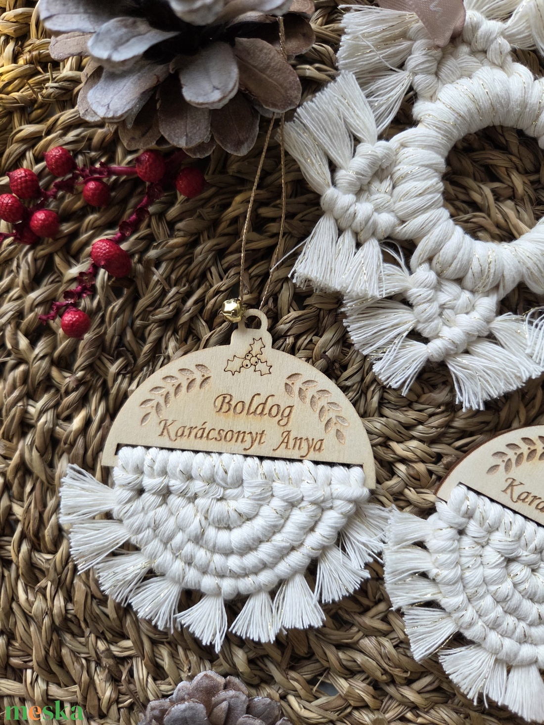 Karácsonyi makramé díszcsomag  - karácsony - karácsonyi lakásdekoráció - karácsonyfadíszek - Meska.hu