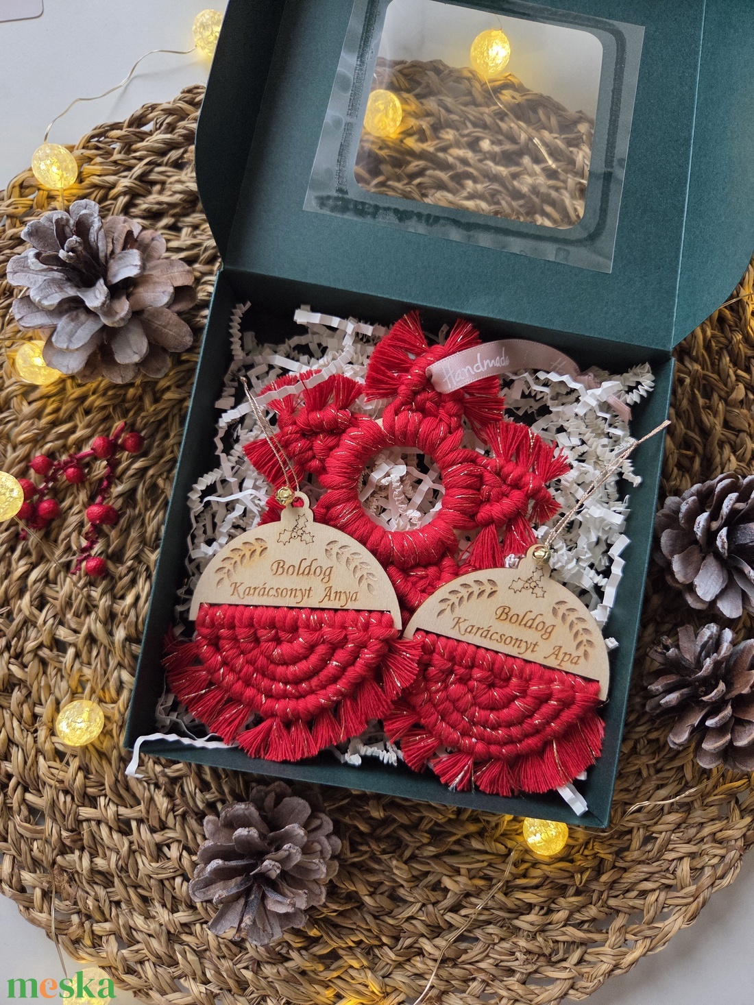Karácsonyi makramé díszcsomag  - karácsony - karácsonyi lakásdekoráció - karácsonyfadíszek - Meska.hu