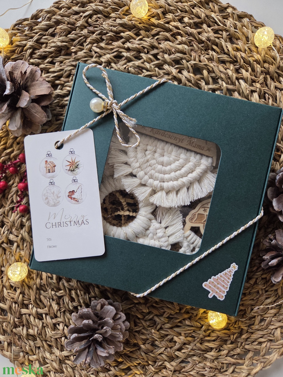 Karácsonyi makramé díszcsomag  - karácsony - karácsonyi lakásdekoráció - karácsonyfadíszek - Meska.hu