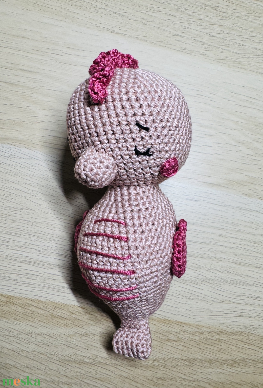 Horgolt csikóhal - baba - mama - baba játékok - mozgásfejlesztő játékok - Meska.hu