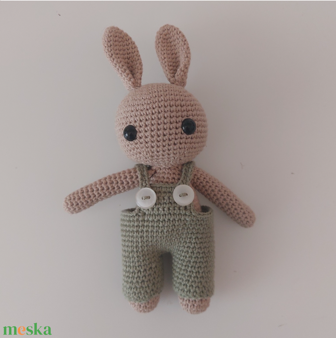 Horgolt nyuszi, kantáros nadrággal (006) - játék & sport - plüssállat & játékfigura - nyuszi - Meska.hu