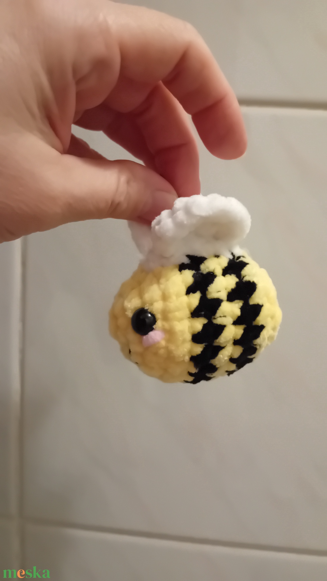 Mini méhecske - táska & tok - kulcstartó & táskadísz - kulcstartó - Meska.hu