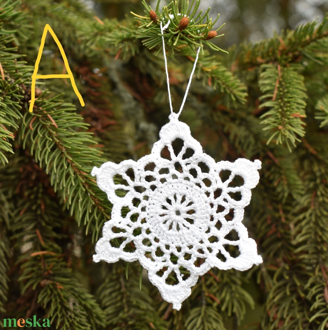 Horgolt hópehely - karácsonyfadísz  - karácsony - karácsonyi lakásdekoráció - karácsonyfadíszek - Meska.hu