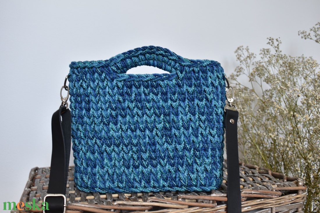 Horgolt táska - óceán - táska & tok - kézitáska & válltáska - válltáska - Meska.hu
