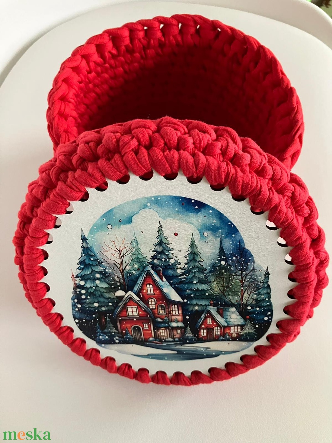 Horgolt kosár téli kunyhó tetővel - karácsony - karácsonyi lakásdekoráció - karácsonyi lakásdíszek - Meska.hu Horgolt kosár téli kunyhó tetővel - karácsony - karácsonyi lakásdekoráció - karácsonyi lakásdíszek - Meska.hu