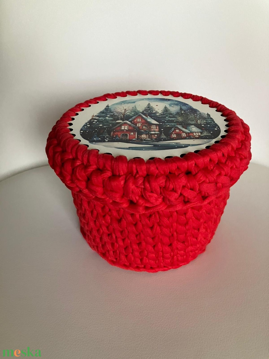 Horgolt kosár téli kunyhó tetővel - karácsony - karácsonyi lakásdekoráció - karácsonyi lakásdíszek - Meska.hu Horgolt kosár téli kunyhó tetővel - karácsony - karácsonyi lakásdekoráció - karácsonyi lakásdíszek - Meska.hu