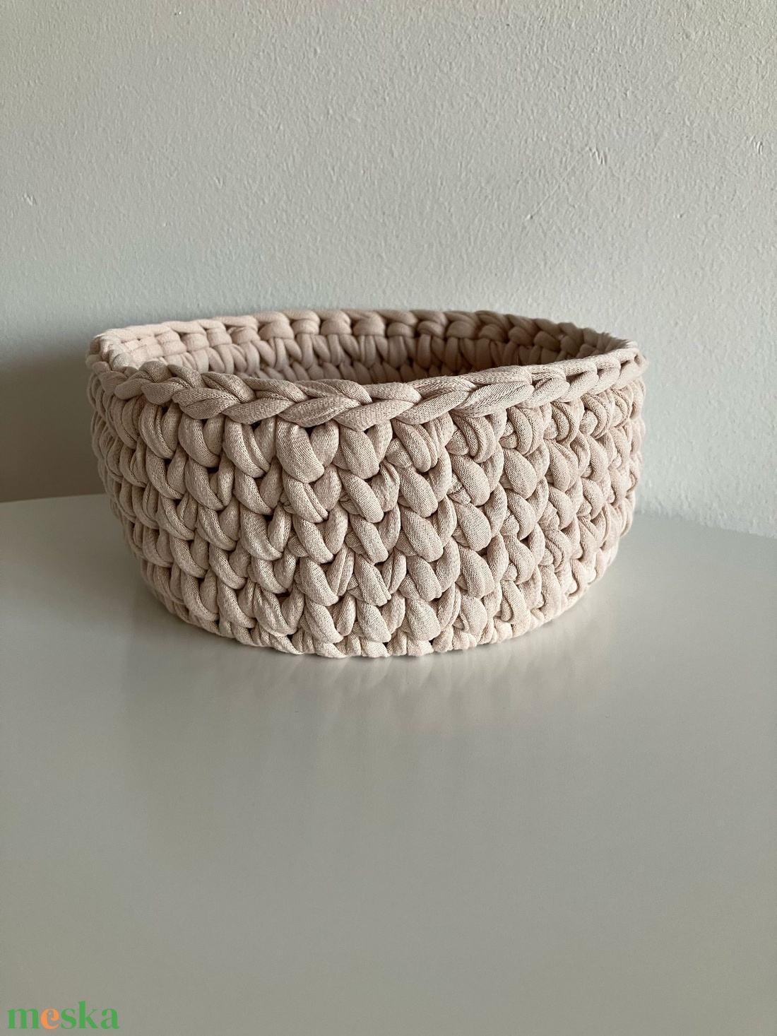 Horgolt tárolókosár fa alappal (elefántcsontszín) - otthon & életmód - tárolás & rendszerezés - tárolókosár - Meska.hu Horgolt tárolókosár fa alappal (elefántcsontszín) - otthon & életmód - tárolás & rendszerezés - tárolókosár - Meska.hu
