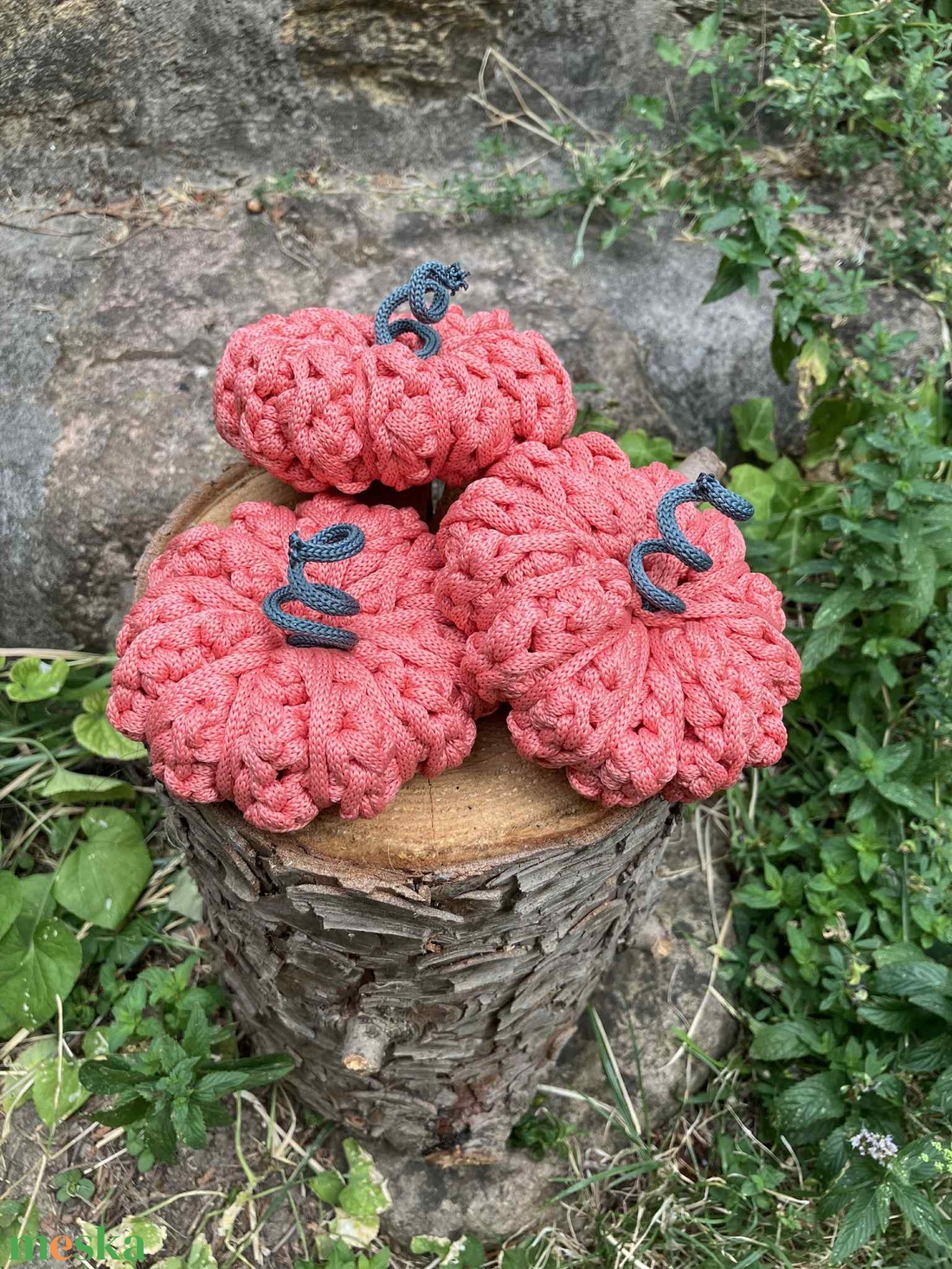 Horgolt rusztikus tök (dekoráció), lazac - otthon & életmód - dekoráció - halloween - halloweeni tök - Meska.hu