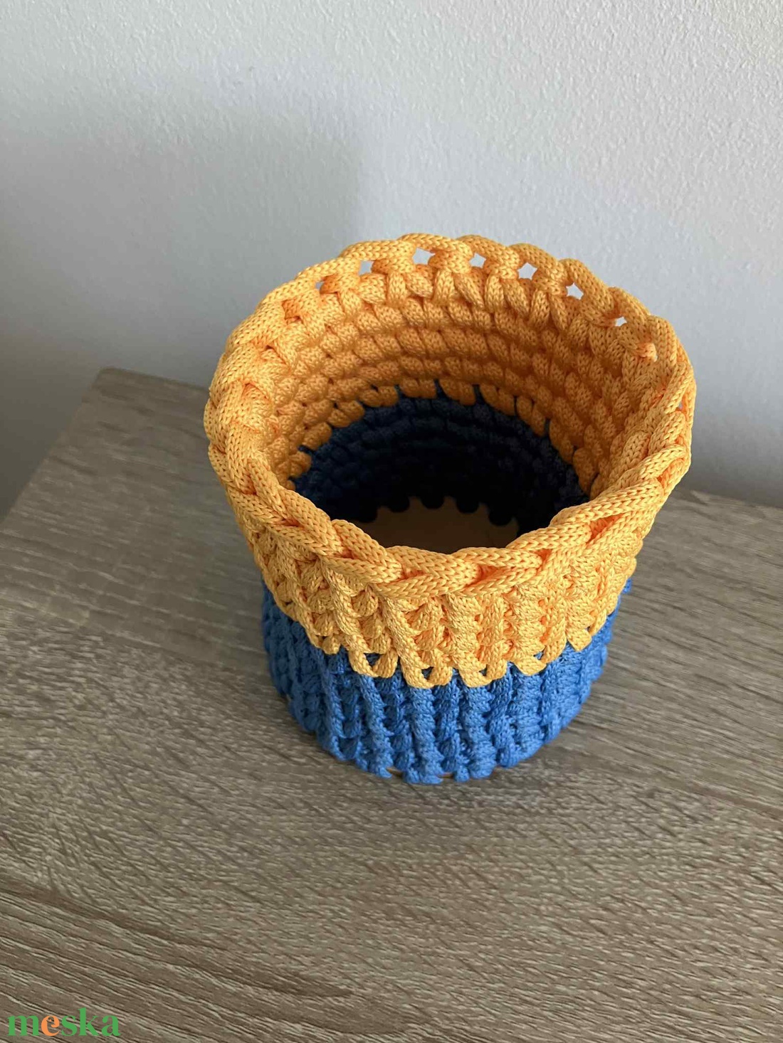 Horgolt ceruzatartó (kék-sárga) - otthon & életmód - papír, írószer - tolltartó & ceruzatekercs - Meska.hu Horgolt ceruzatartó (kék-sárga) - otthon & életmód - papír, írószer - tolltartó & ceruzatekercs - Meska.hu