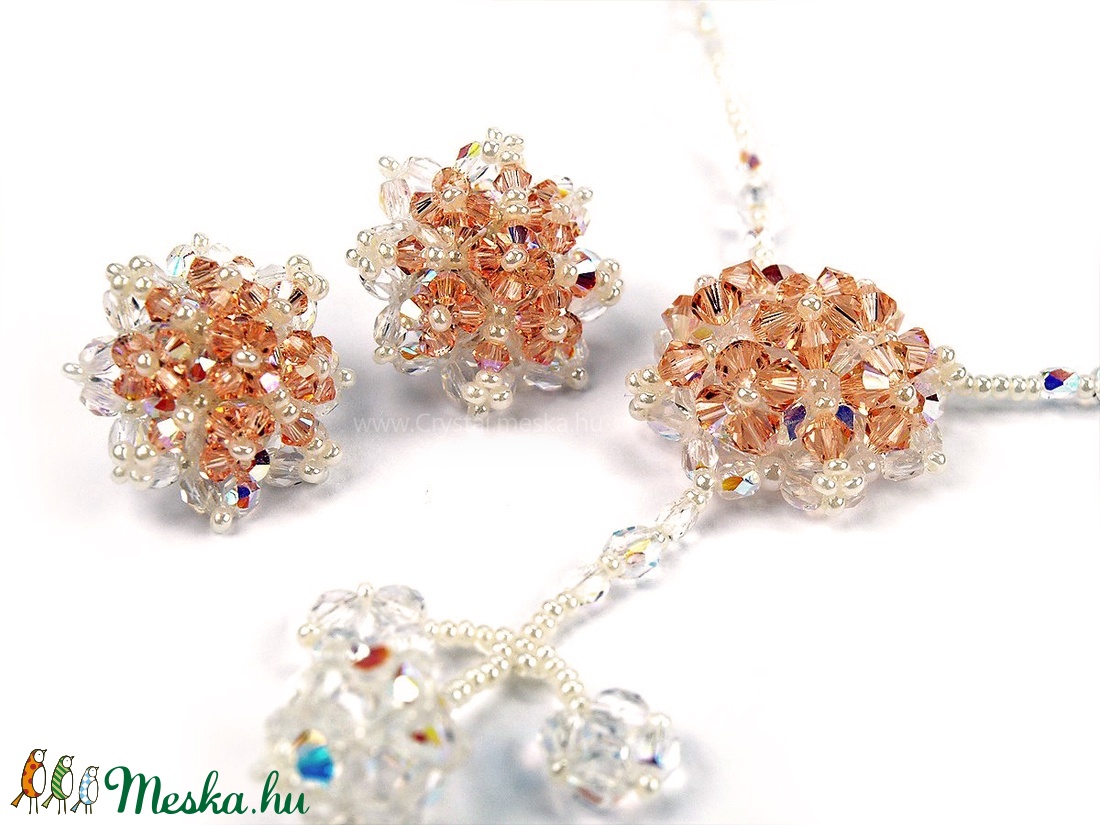 Hópihe Swarovski kristály fülbevaló (Light Peach AB) - ékszer - fülbevaló - Meska.hu