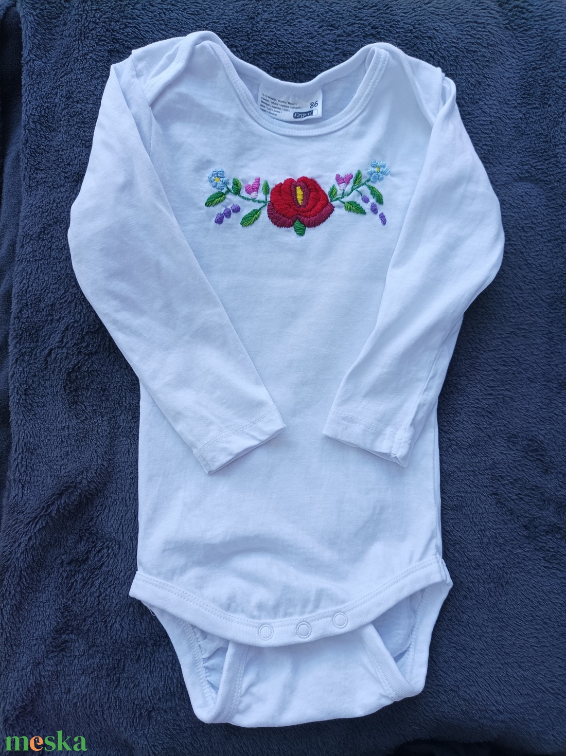 Kzzel hîmzett baby body - ruha & divat - babaruha & gyerekruha - babacipő - Meska.hu Kzzel hîmzett baby body - ruha & divat - babaruha & gyerekruha - babacipő - Meska.hu