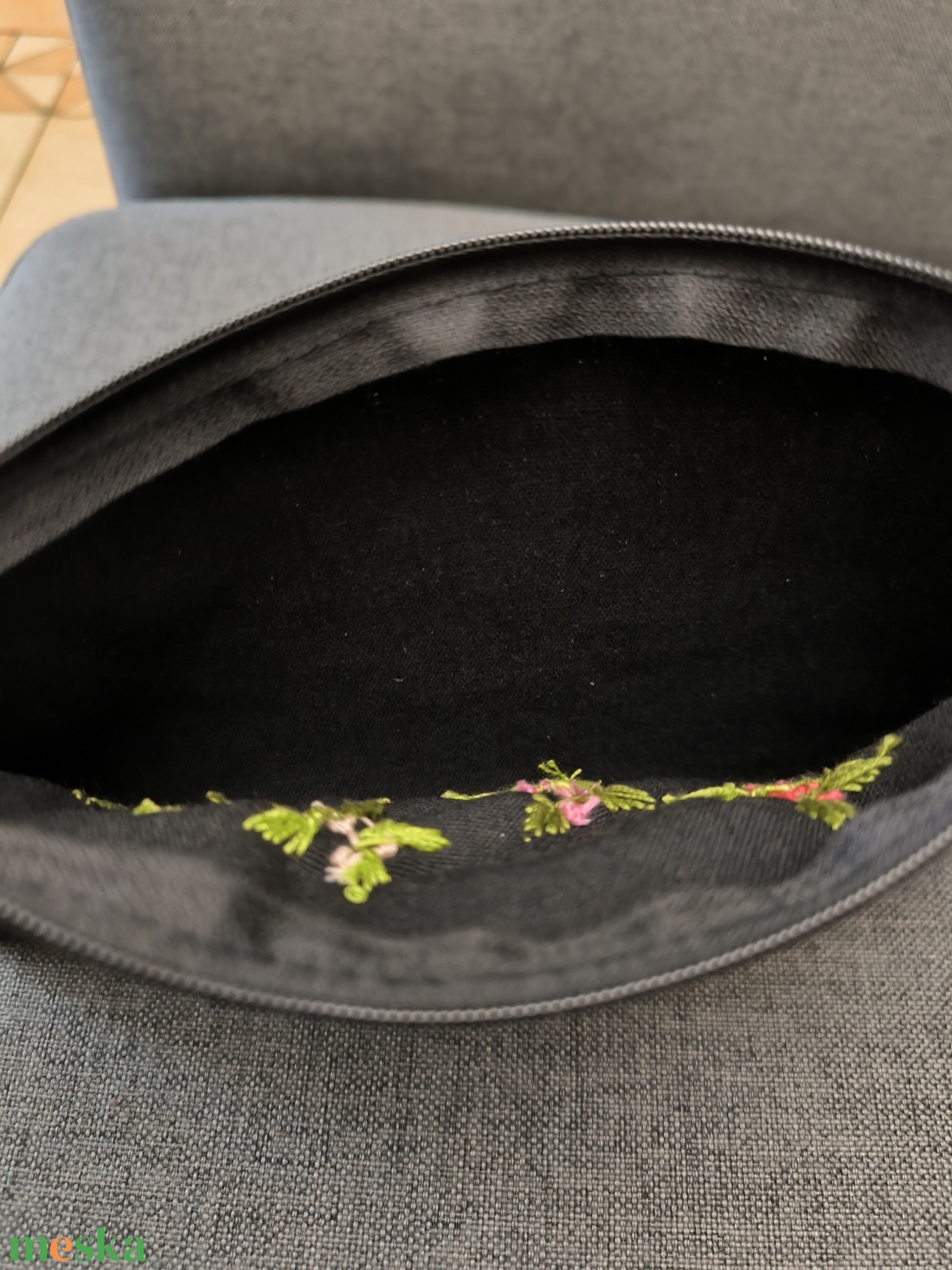 K�zzel hîmzett kozmetikai t�ska - táska & tok - neszesszer - Meska.hu