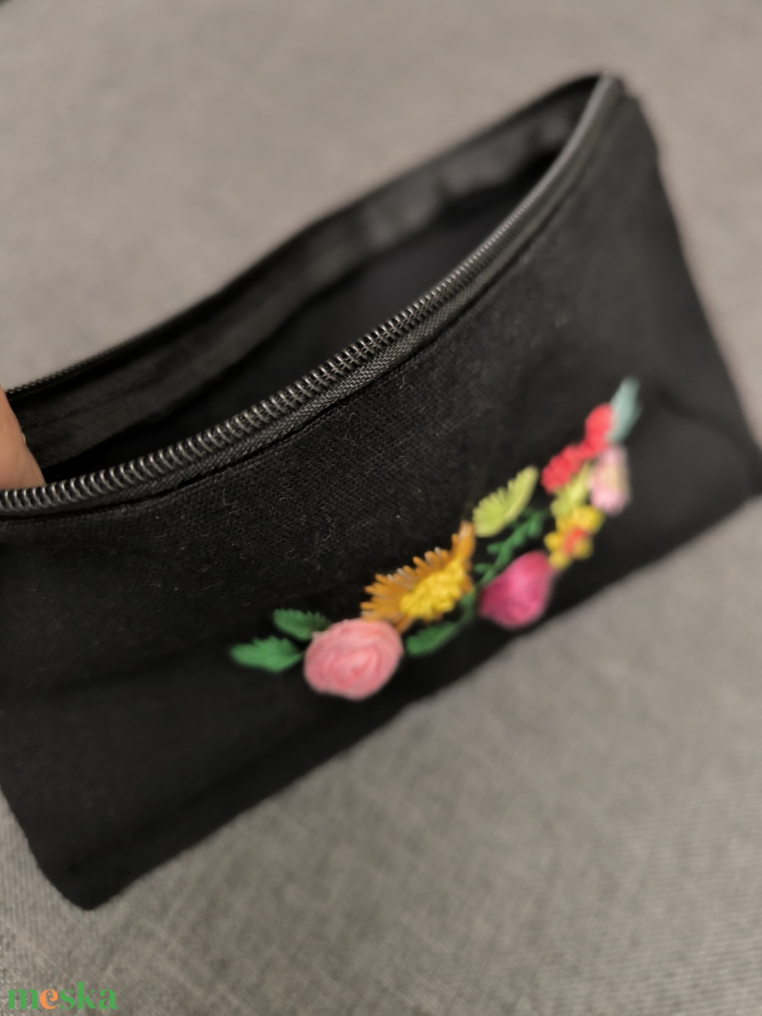 K�zzel hîmzett kozmetikai t�ska - táska & tok - neszesszer - Meska.hu