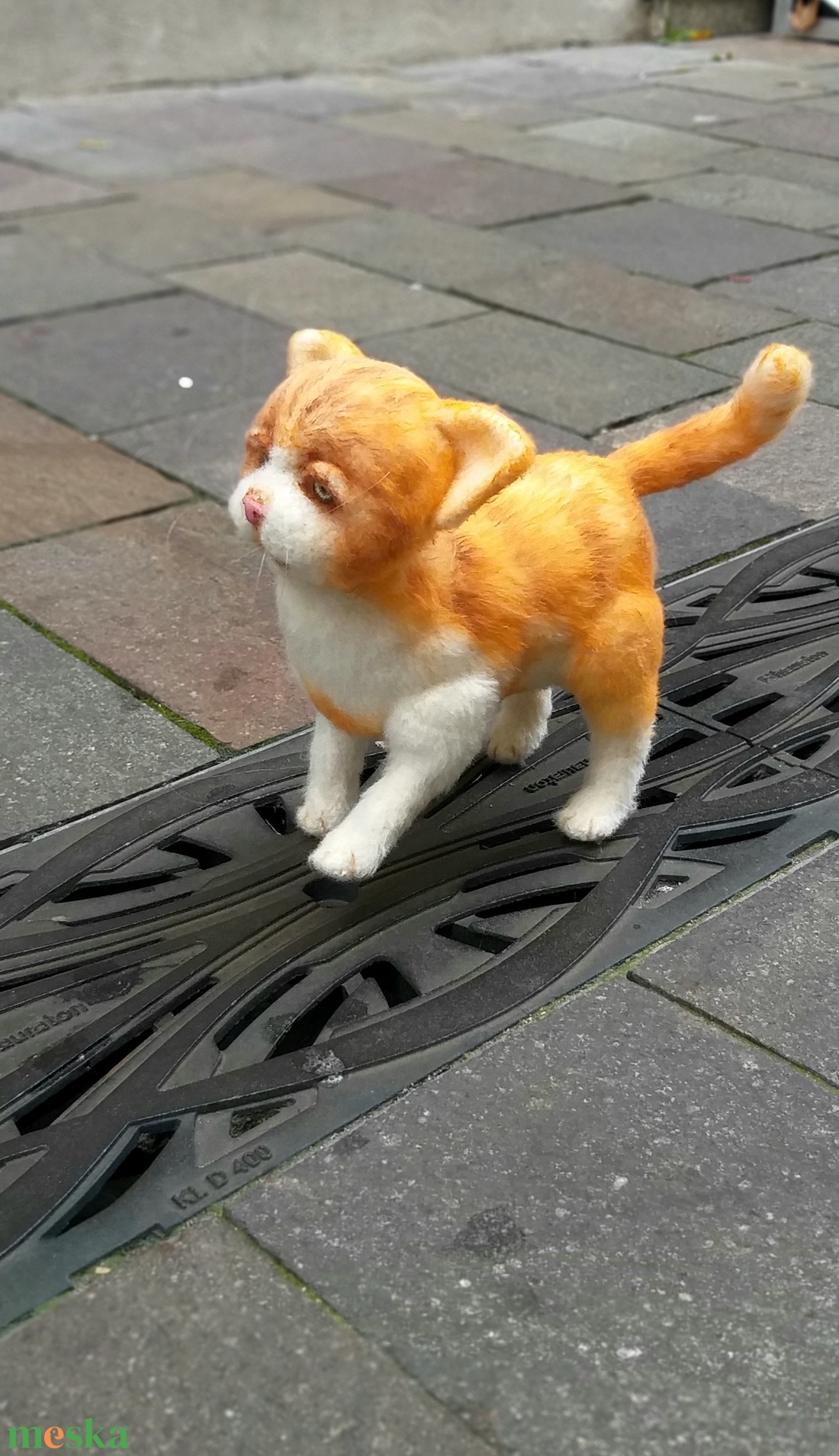 Egy elveszett cica. - játék & sport - plüssállat & játékfigura - cica - Meska.hu