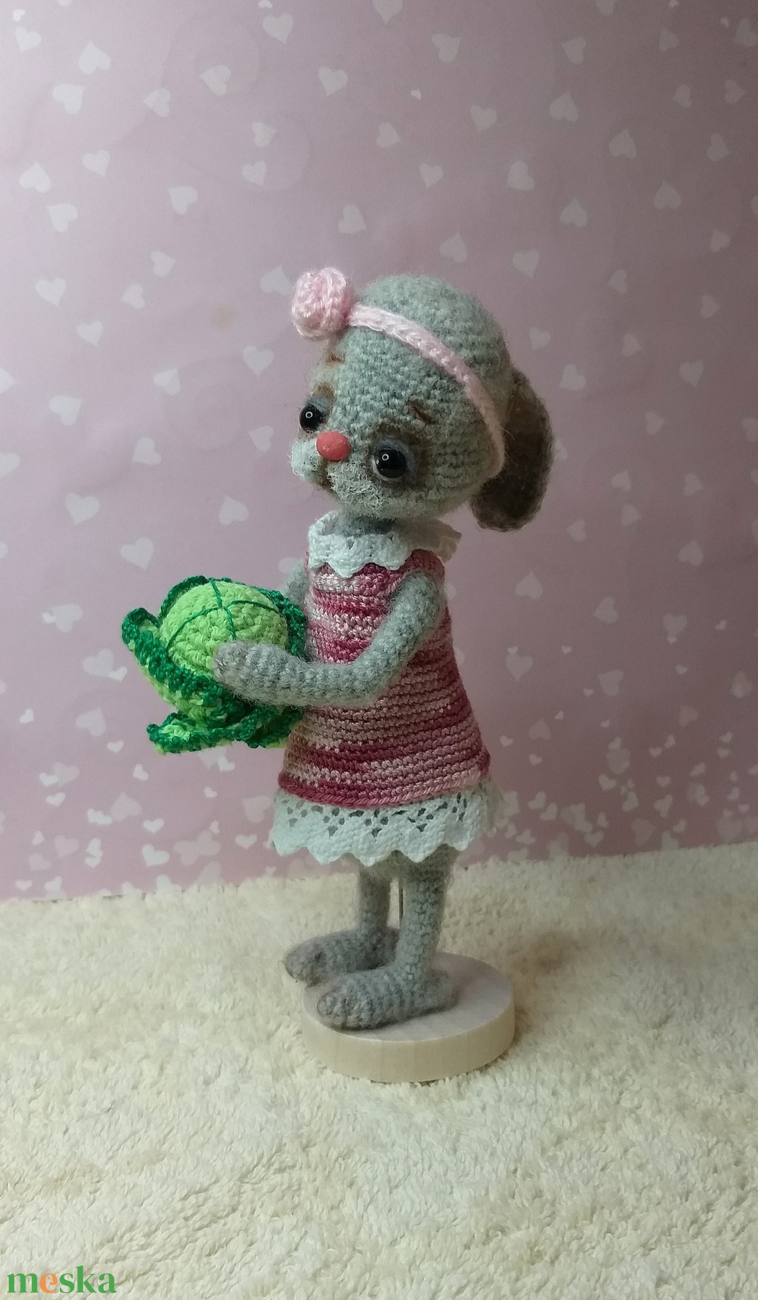 Nyúszi lany  káposztával. - játék & sport - plüssállat & játékfigura - nyuszi - Meska.hu