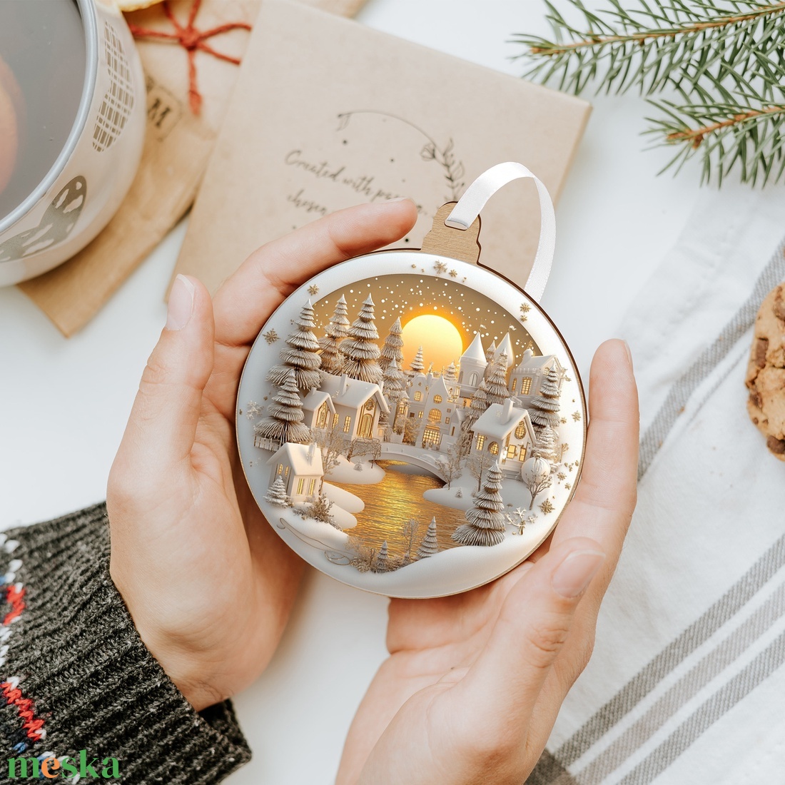 Fehérarany karácsonyfadísz nagy holdas téli tájjal - karácsony - karácsonyi lakásdekoráció - karácsonyi falu, házikó - Meska.hu