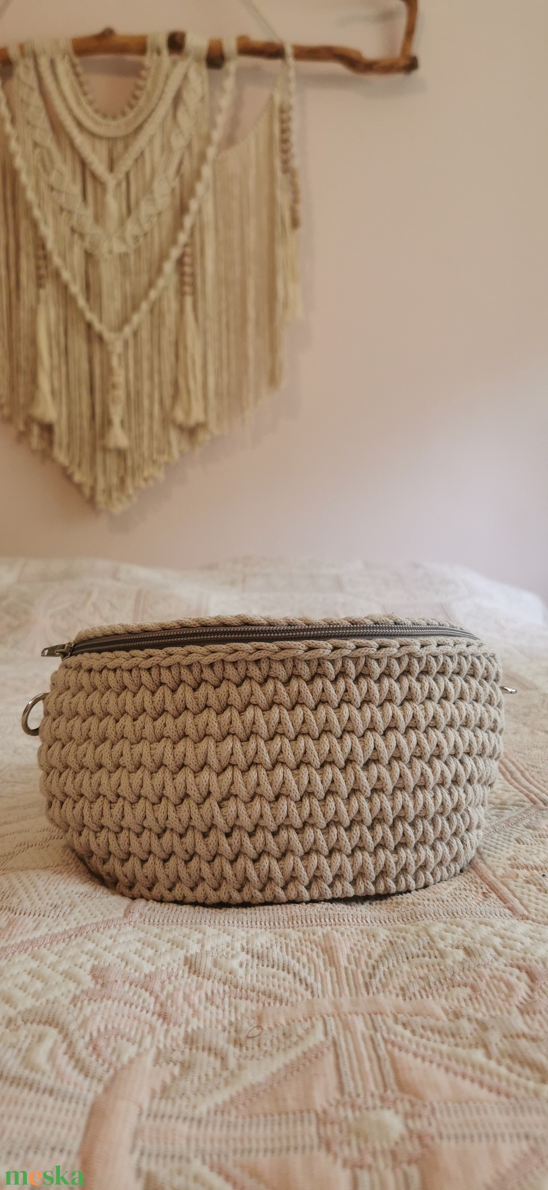 Horgolt övtáska - táska & tok - kézitáska & válltáska - vállon átvethető táska - Meska.hu