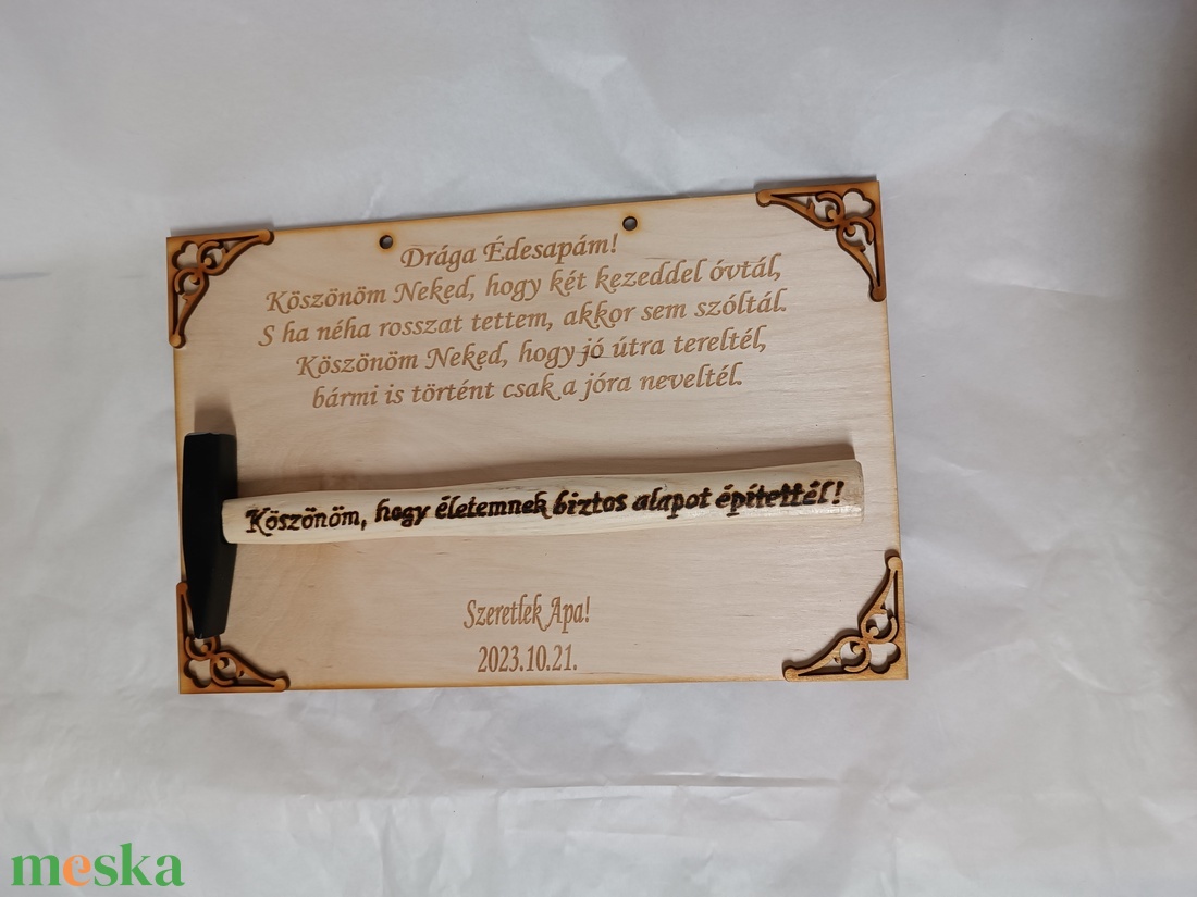 Szülőköszöntő fali kalapácsos fa tábla Édesapáknak és Nagypapáknak - esküvő - emlék & ajándék - szülőköszöntő ajándék - Meska.hu Szülőköszöntő fali kalapácsos fa tábla Édesapáknak és Nagypapáknak - esküvő - emlék & ajándék - szülőköszöntő ajándék - Meska.hu