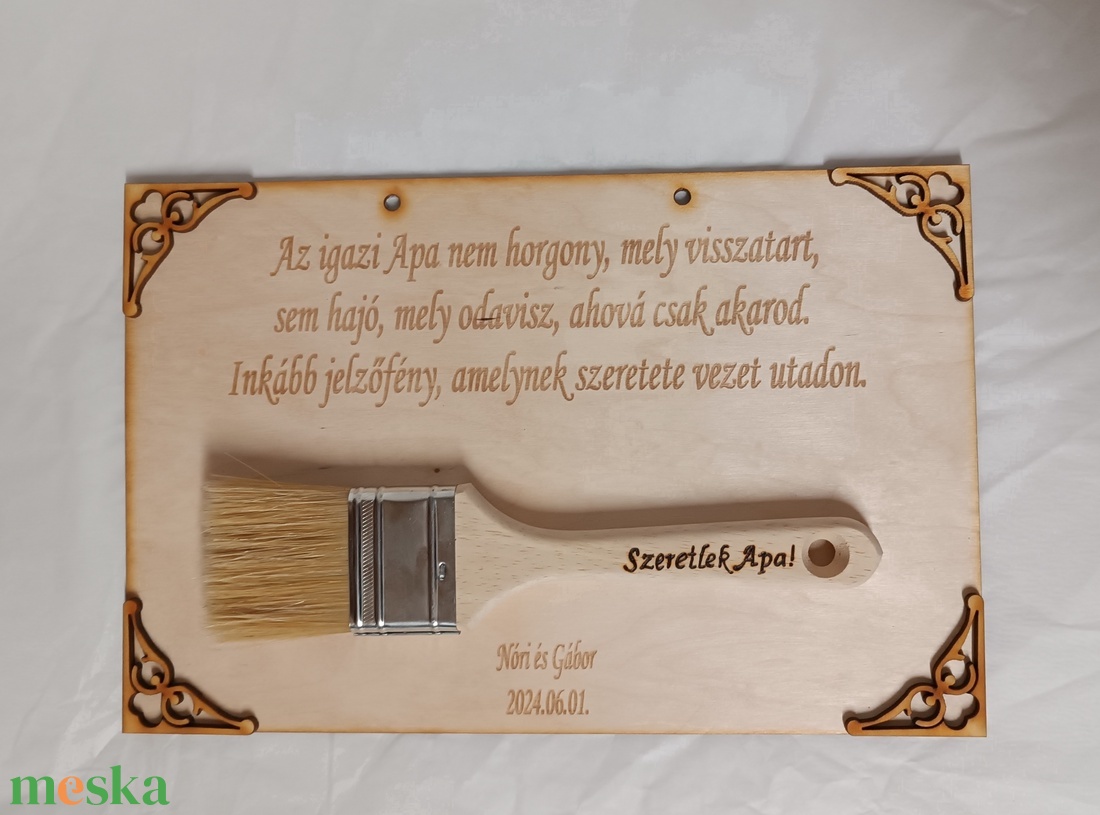 Szülőköszöntő fali ecsetes fa tábla Édesapáknak és Nagypapáknak - esküvő - emlék & ajándék - szülőköszöntő ajándék - Meska.hu Szülőköszöntő fali ecsetes fa tábla Édesapáknak és Nagypapáknak - esküvő - emlék & ajándék - szülőköszöntő ajándék - Meska.hu