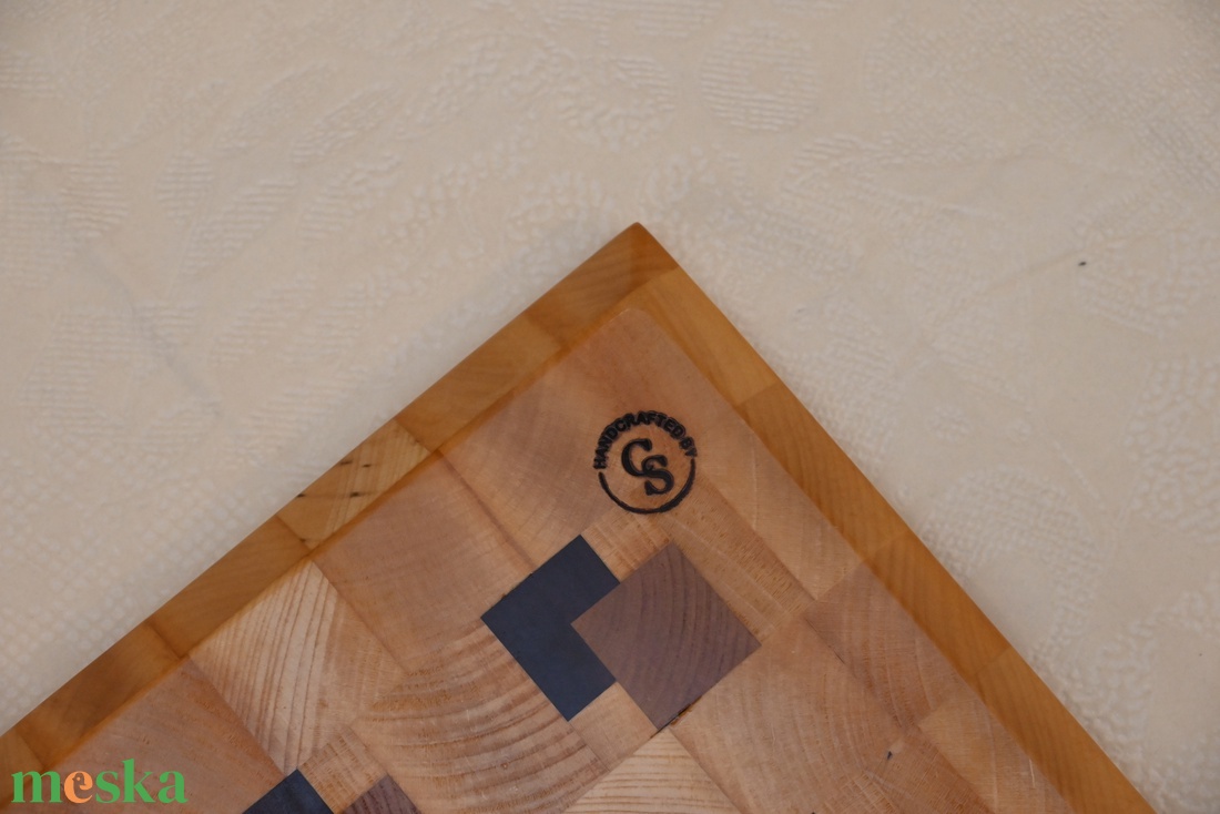 Vágódeszka 3D árnyékos motívummal - otthon & életmód - konyhafelszerelés, tálalás - sütés, főzés - vágódeszka - Meska.hu