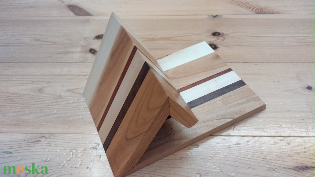 Könyv (és tea) pihentető (2) - otthon & életmód - konyhafelszerelés, tálalás - sütés, főzés - vágódeszka - Meska.hu