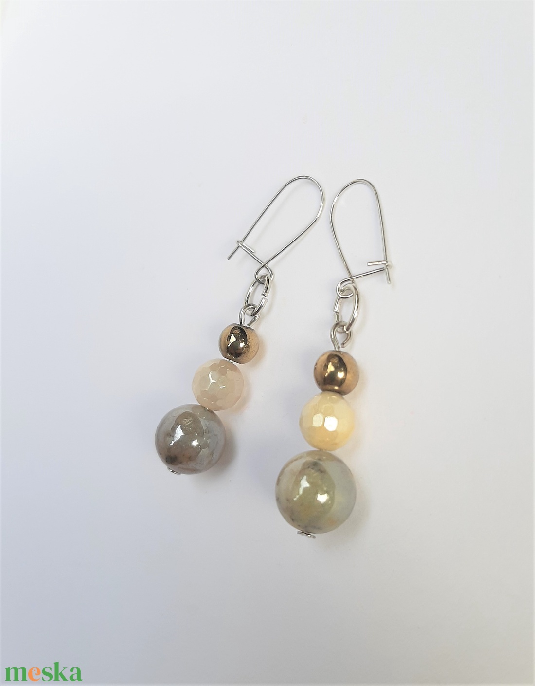 Merlinit-holdkő-hematit fülbevaló - ékszer - fülbevaló - lógó fülbevaló - Meska.hu