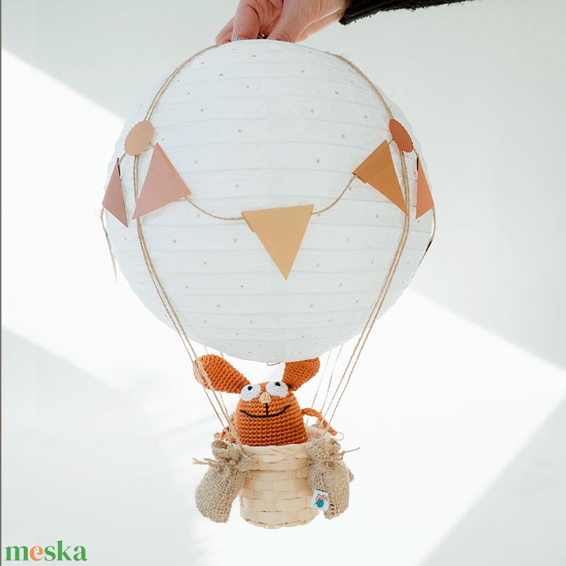 Léghajós rizslámpa horgolt nyuszival - otthon & életmód - lámpa - hangulatlámpa - Meska.hu