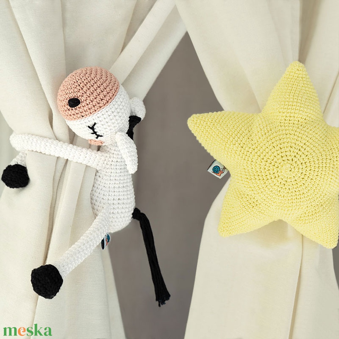 Horgol függönykötő csillag - otthon & életmód - lakástextil - függöny és kiegészítő - függöny elkötő - Meska.hu