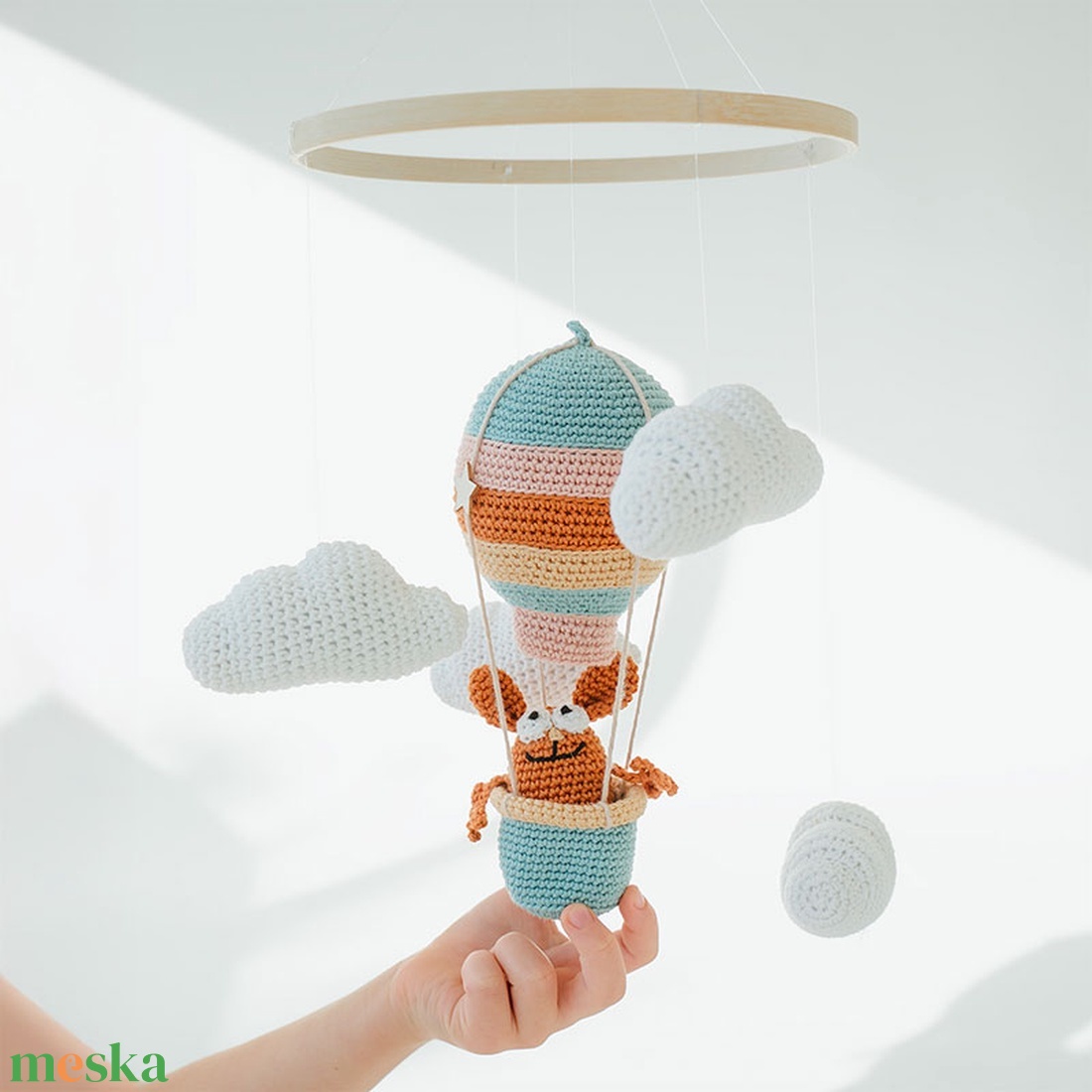 Léghajós kiságyforgó nyuszival és felhőkkel - játék & sport - 3 éves kor alattiaknak - kiságyforgó - Meska.hu