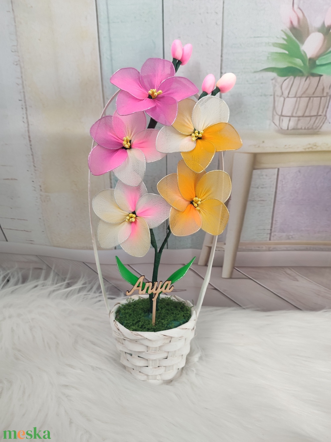 Harisnya virág kosár Anyák napjára - otthon & életmód - virágdekoráció - virágdíszek - virágdísz kaspóban - Meska.hu