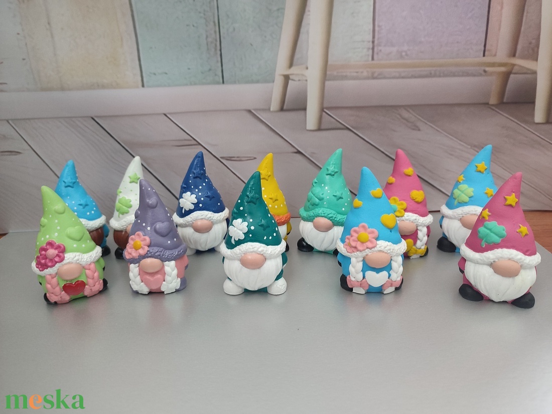 Festett dekor törpe figurák  - kellékek & szerszámok - dekorációs kellékek - figurák - Meska.hu