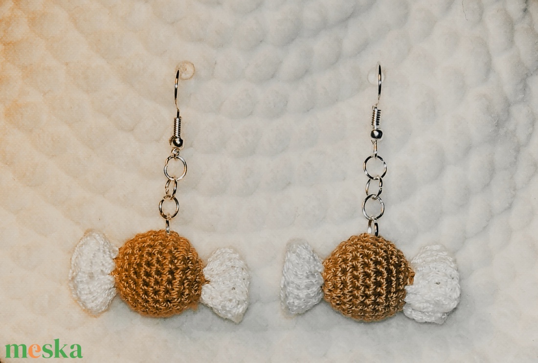 Horgolt szaloncukor fülbevaló - ékszer - fülbevaló - lógó fülbevaló - Meska.hu