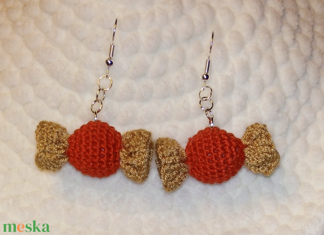 Horgolt szaloncukor fülbevaló - ékszer - fülbevaló - lógó fülbevaló - Meska.hu
