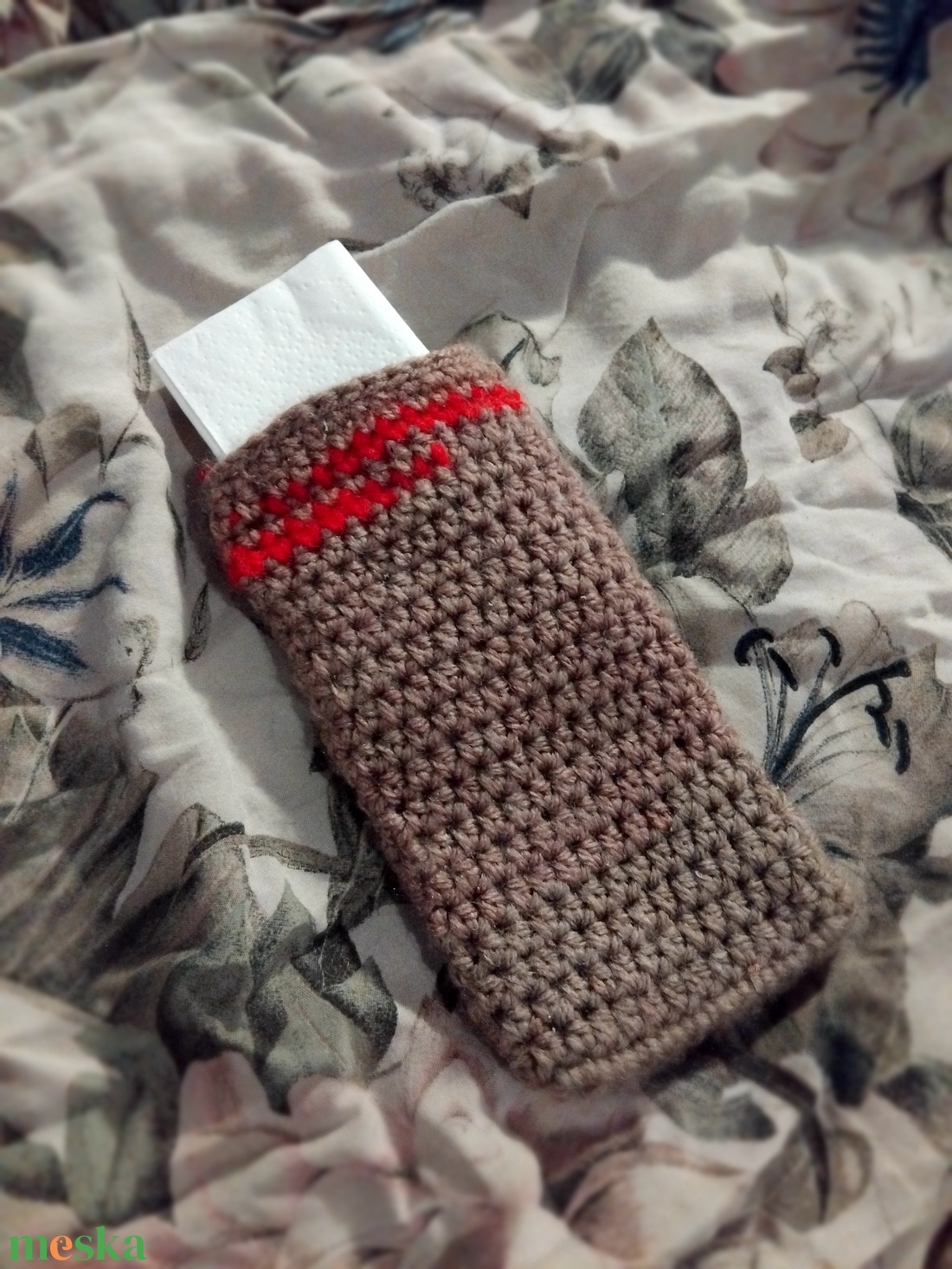 Zsepitartó, piros csík - táska & tok - pénztárca & más tok - zsebkendőtartó tok - Meska.hu