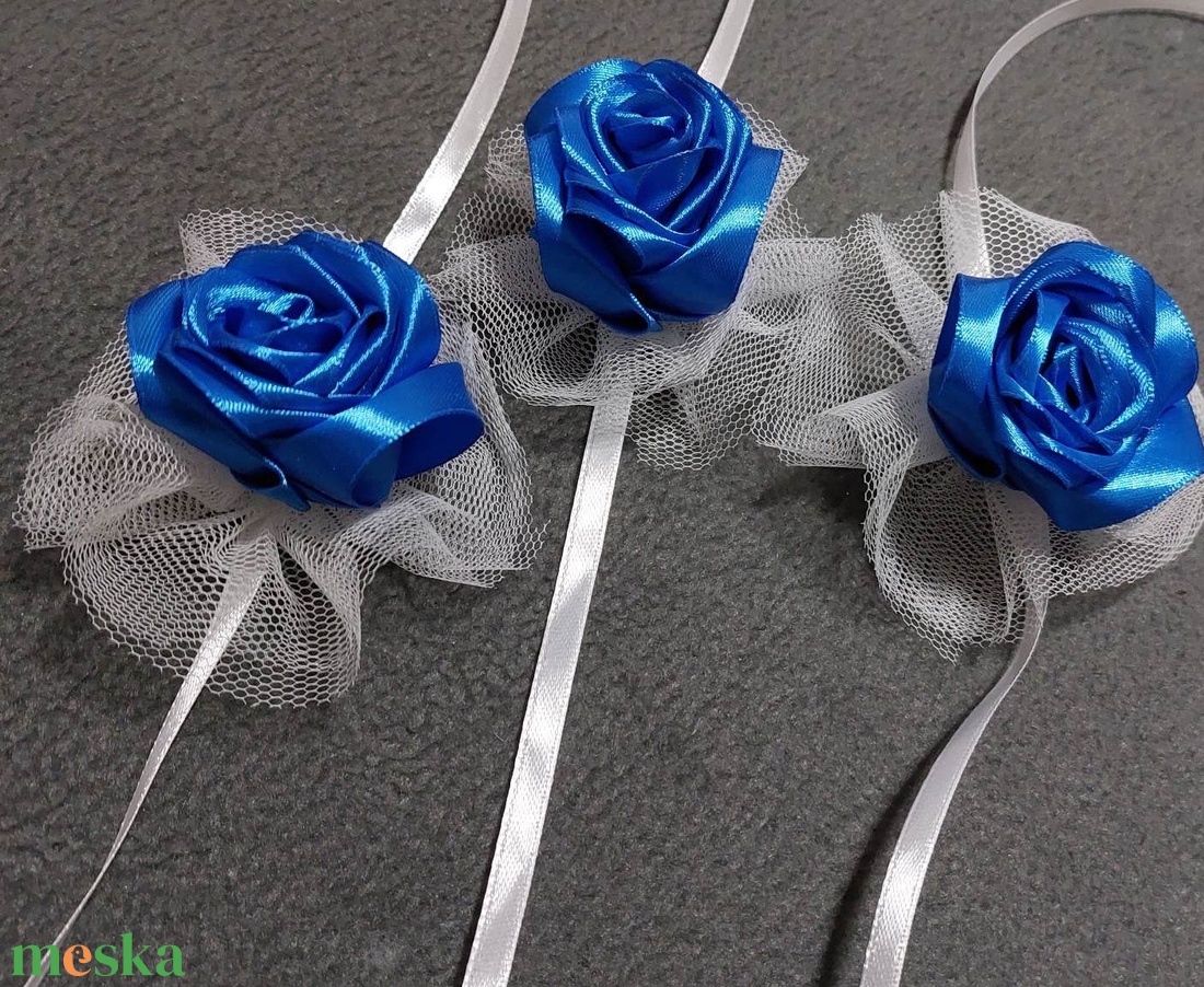 Autó dísz  - esküvő - dekoráció - helyszíni dekor - Meska.hu