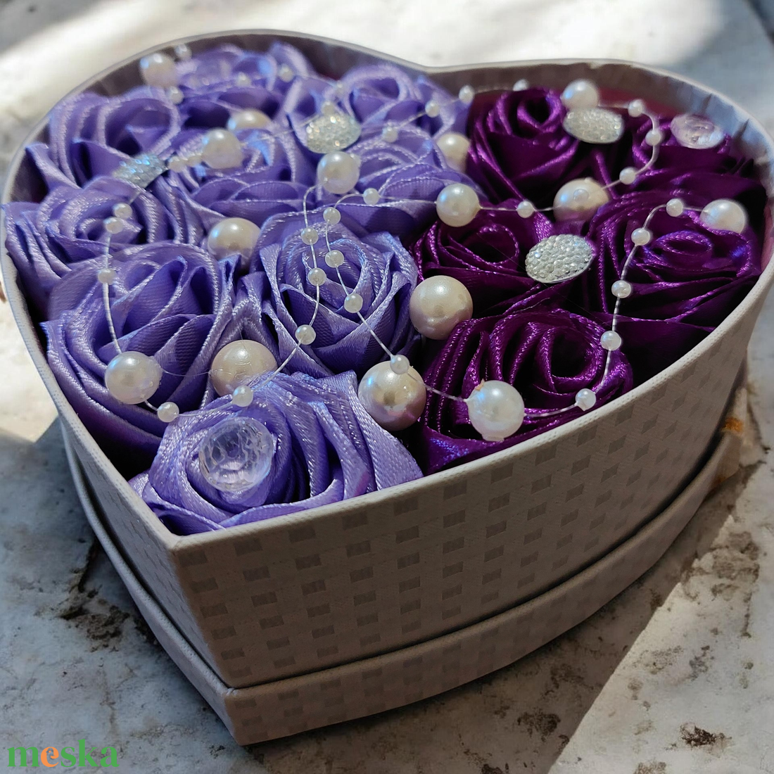 Rózsabox - esküvő - emlék & ajándék - szülőköszöntő ajándék - Meska.hu